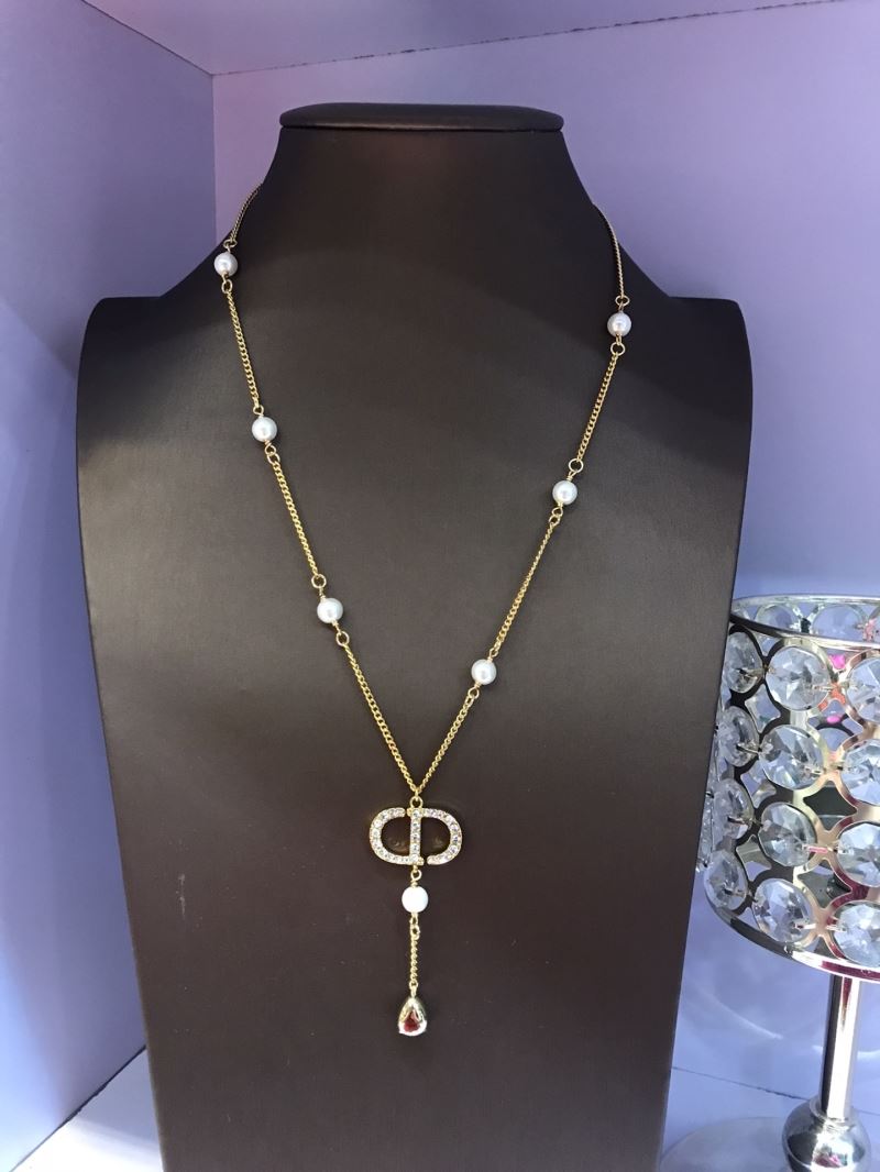 chr1st1an D10r necklaces